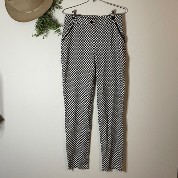 beta brand catstooth